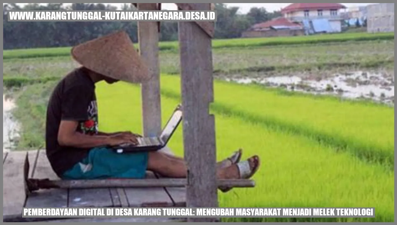 Pemberdayaan Digital di Desa Karang Tunggal: Mengubah Masyarakat Menjadi Melek Teknologi